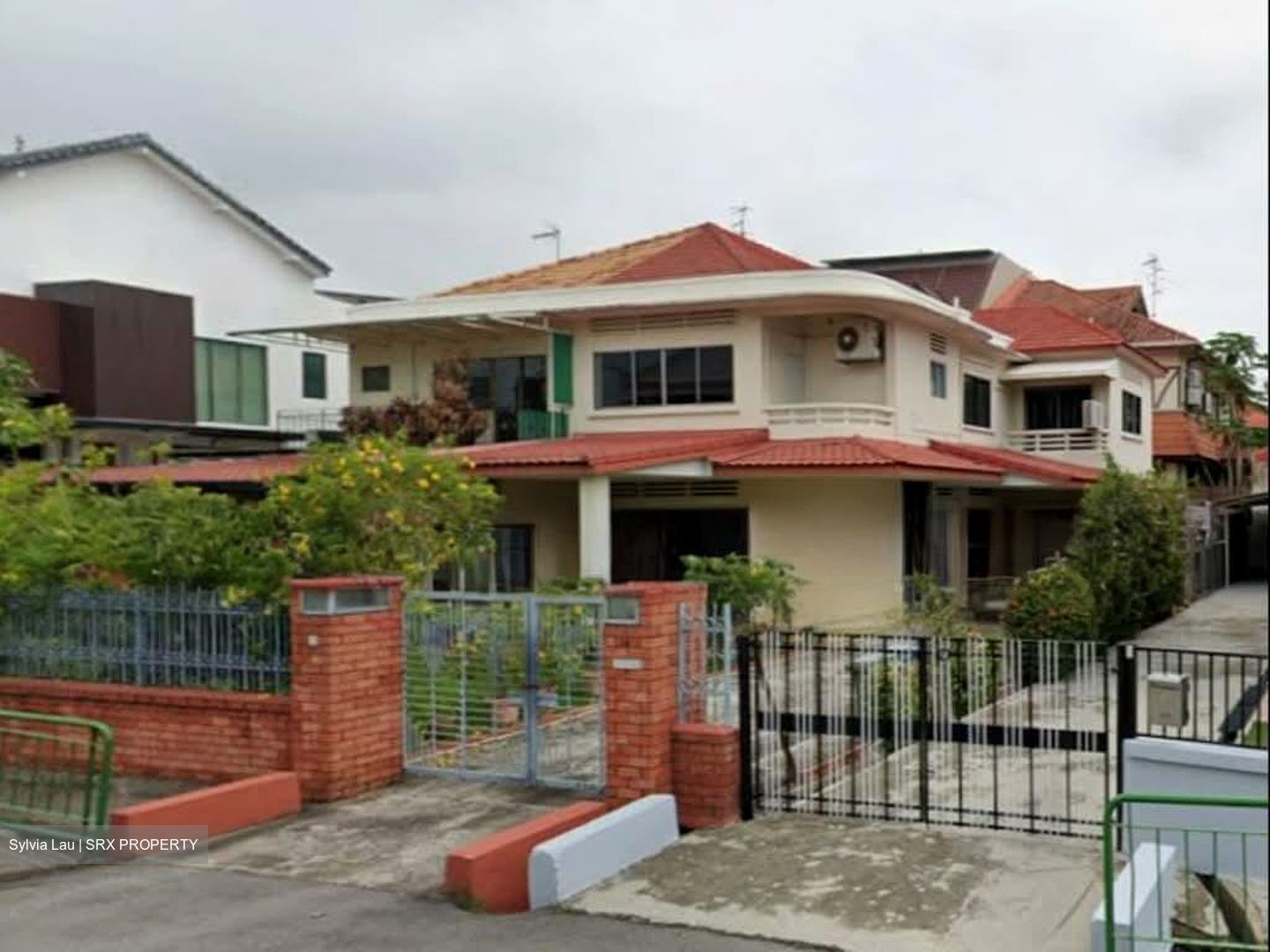 Poole Road (D15), Semi-Detached #561489261